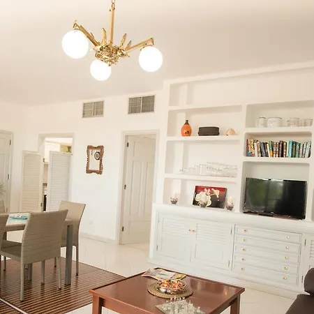 Vistagua Apartment *